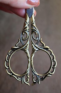 Entwined Embroidery Scissors • Ornate Vintage Style Quilting Scissors in Antique Gold or Copper • Unique Embroidery Gifts and Sewing Gifts - Etsy