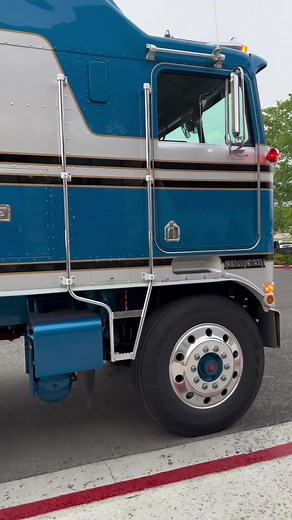 Restored Kenworth Cabover Truck 'Big Lucy' Restoration