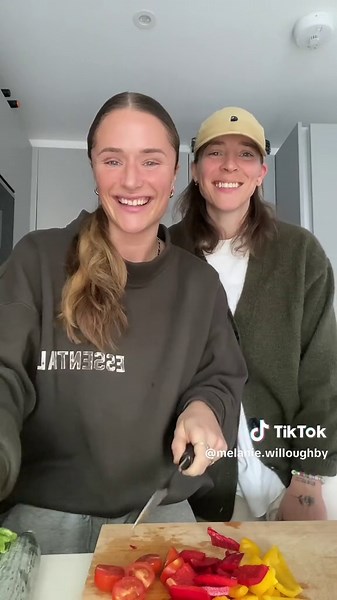 How to Spot a Lesbian: A Hilarious Guide