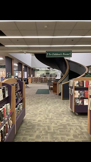 Haverhill’s hottest library is called OOOF. #haverhillma #haverhill #haverhillpl #librarytiktok #librariesoftiktok #librariansoftiktok #CapCut