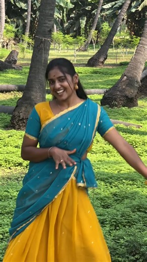 madhu🦋 | Recent beat addict song avakaachi ♥️ #avakaachi | Instagram