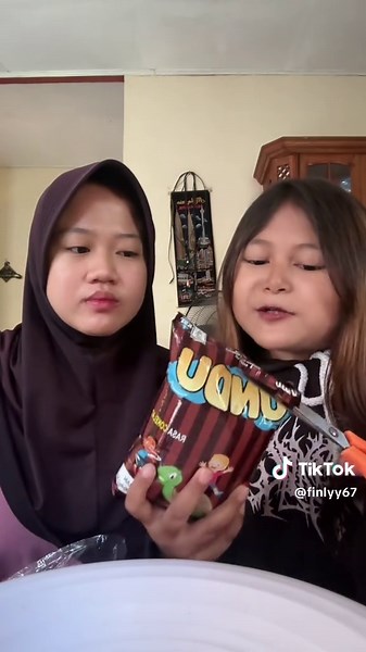 Unboxing Exciting Snack Prizes