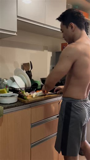 RT @vlad_castillo: Tito’s now cooking 🥰🍲New skill unlocked ✨