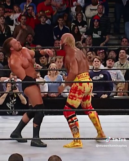 Triple H VS Hulk Hogan - Backlash 2002