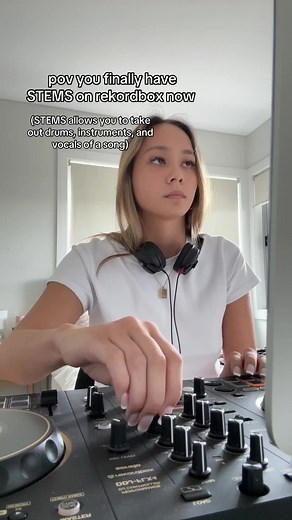 Beginner DJ Tips: Mastering STEMS on Rekordbox