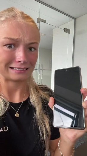 Åh nej😅😱❗️#fyp #foryoupage #avcables #elektronik #kabler #panzerglass #satisfying