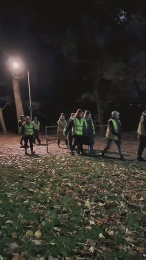 Walk & talk this evening! 🚶🏼‍♀️ we soon warmed up once we got stomping! . Plenty of steps & lots of conversation! It’s always a blast getting out in the fresh air and walking with a fabulous bunch of women! 🥰 . Come get involved! Drop us a message to join the WhatsApp community ✨ . #femalefitness #groupexercise #teamwork #femaleteam #womenshealth #womensworkout #outdoorexercise #outdoorfitness #exerciseclass #getmoving #movemore #fitnesscoach #ladiesonlyfitness #fitnessgroup #haverhillsuffolk