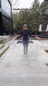 Sangita Patel on Instagram: "It’s #FITNESSTUESDAY !!! Volume up, no added music, just a little ASMR  Hearing the rope at that speed is invigorating! Double-under, skipping, jumping so many benefits…this is my favourite type of cardio. Bladder sometimes doesn’t love it but hey! Get out the skipping rope, have fun with it…go for a skip, it’s definitely fun! #MOTIVATE #jumpRope #MakeItFun #Energy"