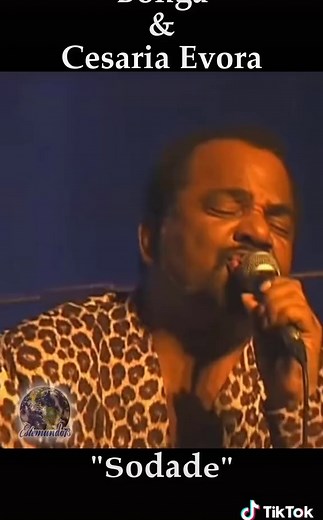 Cesaria Evora & Bonga - Sodade Performance in Lisboa 2010