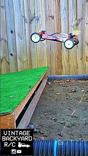 Losi XXX Bk2 buggy Super Slow Motion. Sneak peek!