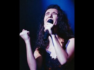 Céline Dion live at Theatre Saint-Denis 1990 (Snippets)