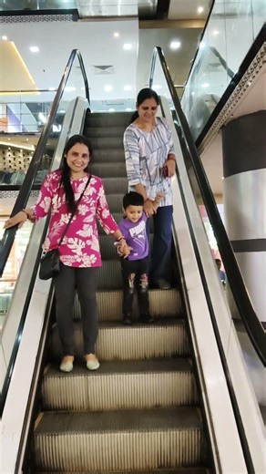 🤡🤡🤡belly button 🤡🤡🤡 @Elvikablogs #youtubeshorts #kids #song #myvideo #trending #dance #shopping