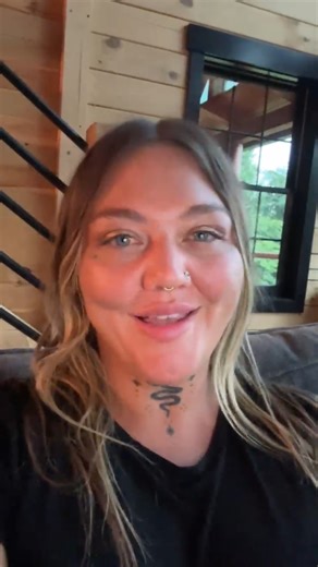 232 reactions · 33 shares | CHARLES TOWN! Don’t miss Elle King LIVE at The Event Center at Hollywood Casino on July 28! Tickets still available at https://bit.ly/3rLs2G8 #EventCenter #HollywoodCasino #CharlesTown | Hollywood Casino at Charles Town Races | Facebook