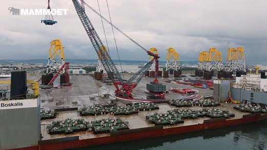 🗳️ Vote for your Mammoet Moment of 2025! 🗳️ Option eight: Greater Changhua 2b and 4 offshore wind farms. Their jackets were driven to the quayside and then lifted by the SK350 onto a deck carrier, which ferried them to the offshore installation vessel, for Ørsted. The project with the most engagements on January 5th will be declared our winner! #Mammoet #Bestof2025 #OffshoreWind | Mammoet