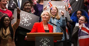 字幕組都不敢碰的《Years & Years》，黑鏡式政治諷刺犯了中國大忌？ | FHM男人幫 | LINE TODAY