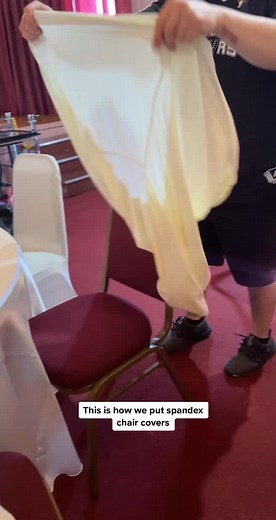 How to Put on Spandex Chair Covers: Tips and Tricks