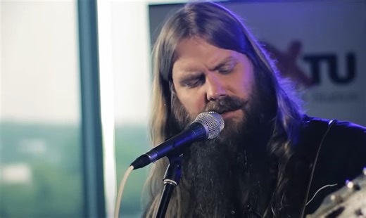30 Country Songs Written By Chris Stapleton… That You Probably Didn’t Know He Wrote