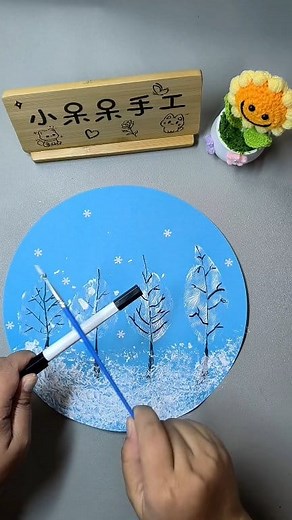 With the start of winter approaching, let's add a touch of warmth to the season with some DIY crafts! #DIY #crafts #fblifestyle | Art, Crafts and Journals