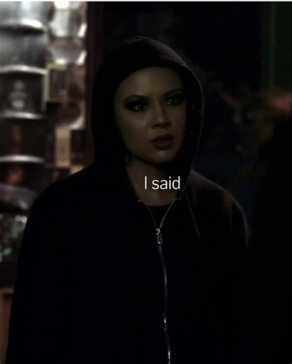 Mona was the best A and she was definitely obsessed with the girls #prettylittleliars #monavanderwaal #foryoupageofficiall #viralshow