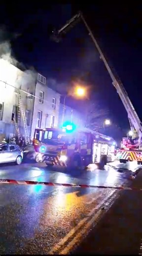 FIRE: Cork City @corkcityfirebrigade currently in attendance at an apartment fire near the Mercy in Cork City this evening. National Ambulance Service @nationalambulanceservice and Gardaí also attending. Alpha's 1, 2, 3, Echo 1 and Tango 1 in attendance Video © Jim Buckley Emergency Times | Fire-Ireland.com