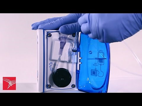 Preparing and loading the Kangaroo™ Joey Enteral Feeding Pump for feeding.