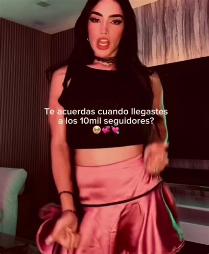 La noche más linda con Kimberly Loaiza