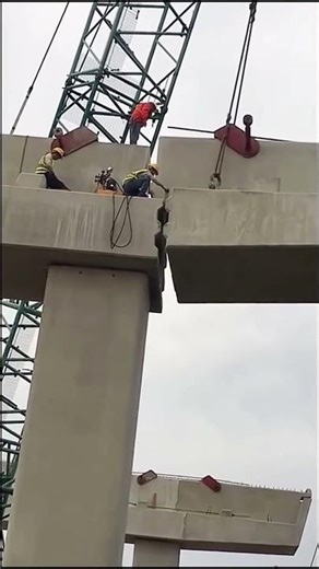 Connection process of cement box girders for single column bridges