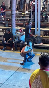 Mi familia activando la alerta amber. -Yo bien a gusto en el carnaval de Veracruz. 😂😂😂 #carnaval #Veracruz #humor #alegria #mexico | Huasteca de mi corazón