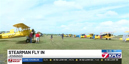 Stearman Fly in lands in Jennings