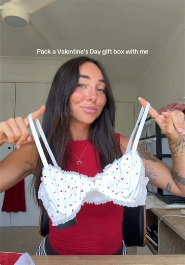 Create the Perfect Valentine’s Day Gift Box