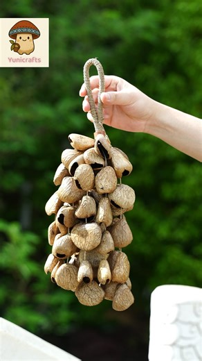 Roxanne on Instagram: "Do you know? We plant a tree every time we sell a string of wind chimes. This is not a marketing slogan, but a commitment we have made for three years. Because every seed pod is a gift from the forest. And what we want to do is not only preserve their sound, but also protect the green where they come from. These wind chimes: ✅ Use naturally fallen seed pods (without picking live plants) ✅ Handmade, zero industrial pollution ✅ Fully biodegradable ✅ 5% of the revenue will be