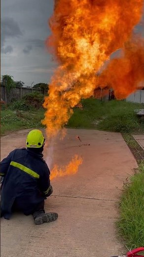 Fire Training ll LPG Cylinder when it catches fire; Don’t it lay down.