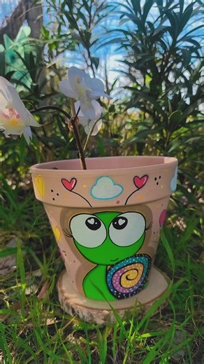 Turbo – Hand-painted Snail Pot – Cute and Original Plant Pot Cover – Plant Decoration – Gift Idea - Etsy