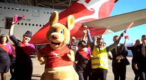 282K views · 2.8K shares | WATCH: The Running Man Challenge is taking over the airline industry. See Air New Zealand, Qantas and American Airlines accept and meet the #RunningManChallenge | A Fly Guy's Cabin Crew Lounge | Facebook