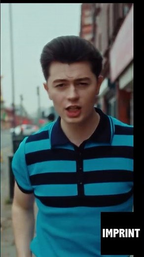 ELLIOT JAMES REAY RELEASES TIMELESS NEW SINGLE + VIDEO “BOY IN LOVE”