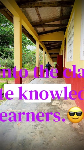 Creative Teacher Outfit Ideas for Classrooms