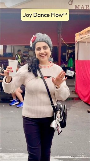 Bollywood Joy Dance | Saari Duniya Ek Taraf #joyfulmovement #bollywooddance