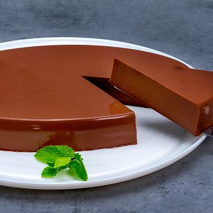 Mousse de chocolate con 2 ingredientes - ¡Pruébalo! Ingredientes: leche - 1 l agar - agar - 12 g nutella - 380 g Molde con el diámetro 25 cm AL FRIGORÍFICO 1 H | Cookrate - Español