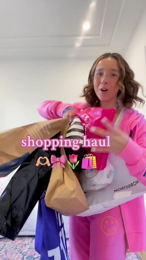 Preppy Shopping Haul - Sephora, Ulta, and More | Mall Haul with Converse and Skims Review