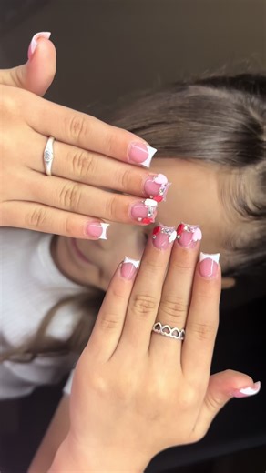 Stunning Valentine's Day Bling Nails for Every Style
