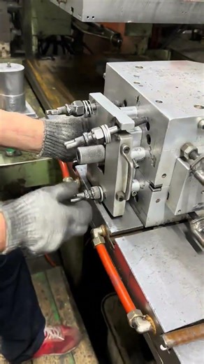 oem couture top casting process manufacturing stainless steel metal parts #cast #forging #autoparts