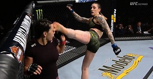 Watch: Gruesome 'Toe To The Eye' Injury Costs Cat Zingano UFC Fight | Balls.ie