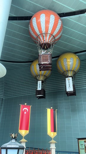 Unique Hot Air Balloon Ride at Lotte World, South Korea