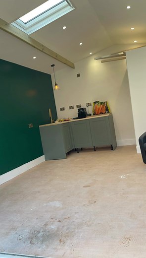 B U I L D A D R E A M B U T B I G G E R So so proud of myself for beginning my next chapter for a work/life balance I’m so grateful ❤️ and very proud of my family for building my dream home salon 🙏🏼#taylors and #dangerfields #beforeandafter #homesalon #hairsalon #luxurysummerhouse #creativevision #dreambigger #inspirationbusiness #gamechangers