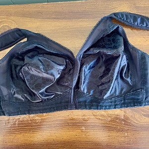 Playtex 18 Hour Bra Original Comfort Strap Full Coverage Bra Wireless 42DD