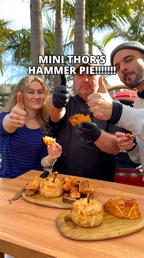 10K views · 83 reactions | This delicious food experiment is the ᴍɪɴɪ ᴛʜᴏʀ’ꜱ ʜᴀᴍᴍᴇʀ ᴘɪᴇ! 不 A pie made with a Mini Thor’s Hammer… which is a half-kilogram slow-smoked lamb shank, prepared in the same style as a huge 3.5 kg slow-smoked Thor’s Hammer beef shin. Would YOU order this? | Third Wave BBQ | Facebook