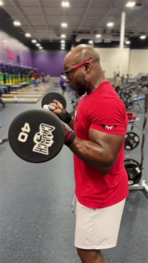 How to grow your biceps. Here’s an exercise that will blow your biceps up. I do 30 repetitions using 3 different exercises per set. I normally do 4 sets of these exercises on arm day after I have completed my other workouts. #foryourpage #tips #foryou #biceps