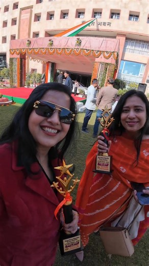 Dr. Jigyasa Chandnani on Instagram: "Strategic thinking, resilience, and quiet determination always create winning moves — in chess and in life. Deeply privileged to be felicitated as Chess Winner by Shri Ajitabh Sharma, Additional Chief Secretary, Government of Rajasthan, and Hon’ble Chairman of Rajasthan Rajya Vidyut Prasaran Nigam Limited. #reelsinstagram #viralreels #viral #reels #reel"