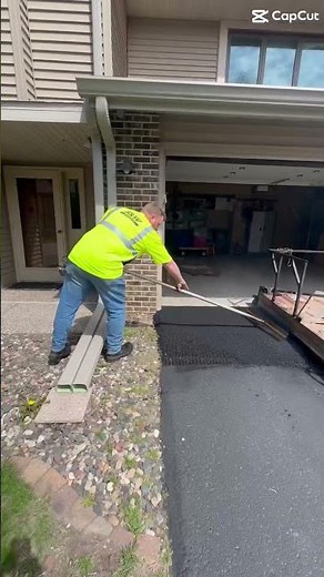 Asphalt Driveway Repair. Repair damaged Asphalt