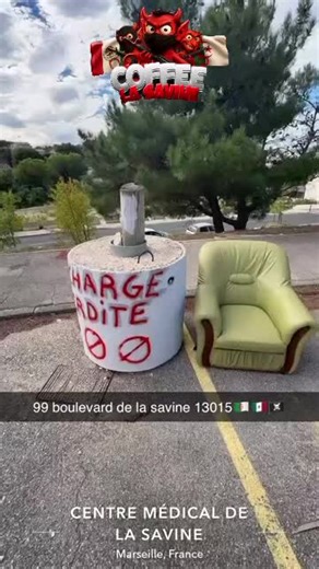 Explore Marseille's Charbon Neighborhood: Drive Through